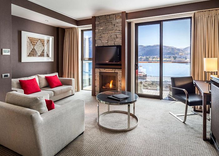 Hilton Queenstown Resort: Your Serene Stay in Queenstown